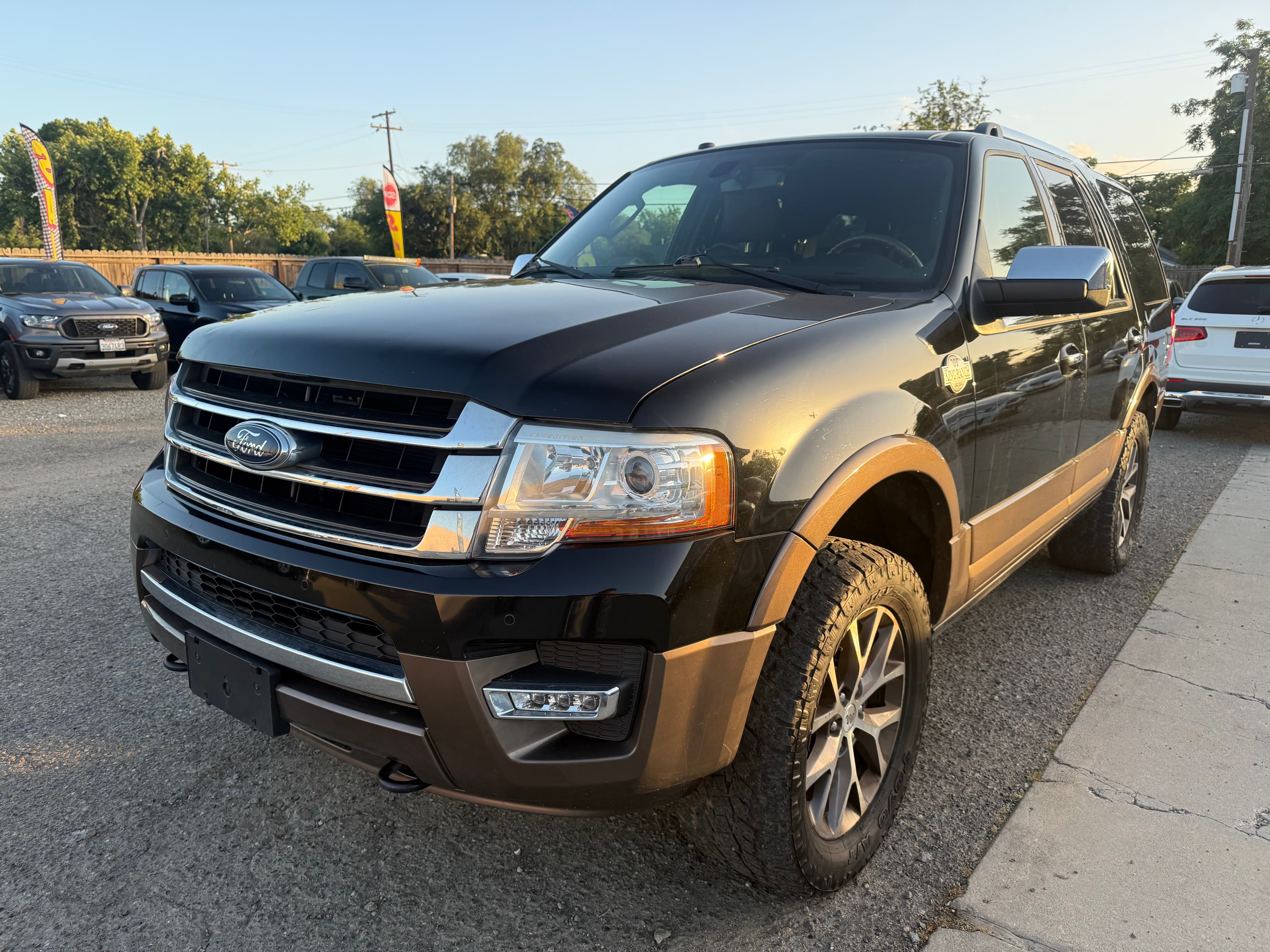 2017 Ford Expedition King Ranch Sport Utility 4D hot deal at Car Genie USA
